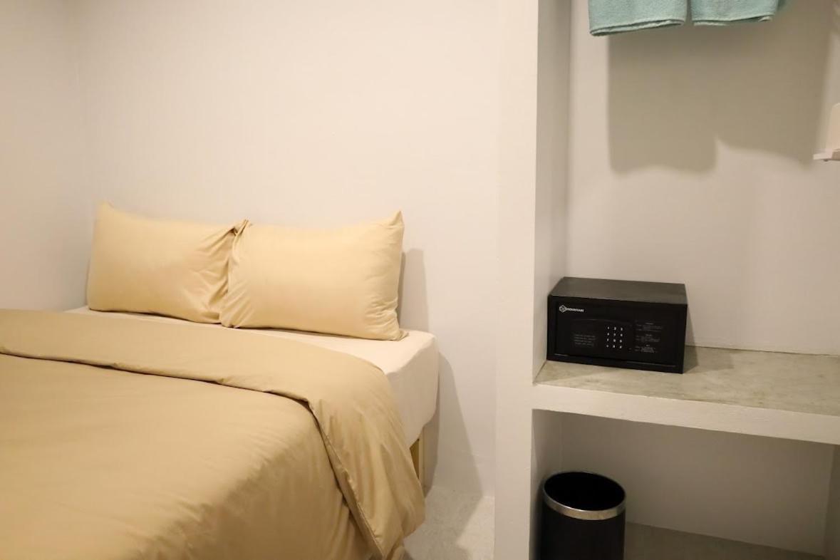 Y House Vandrerhjem Patong